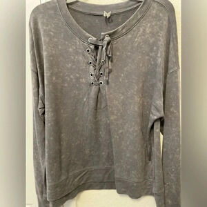 Mudd gray Women’s lace up neck long sleeve top size L